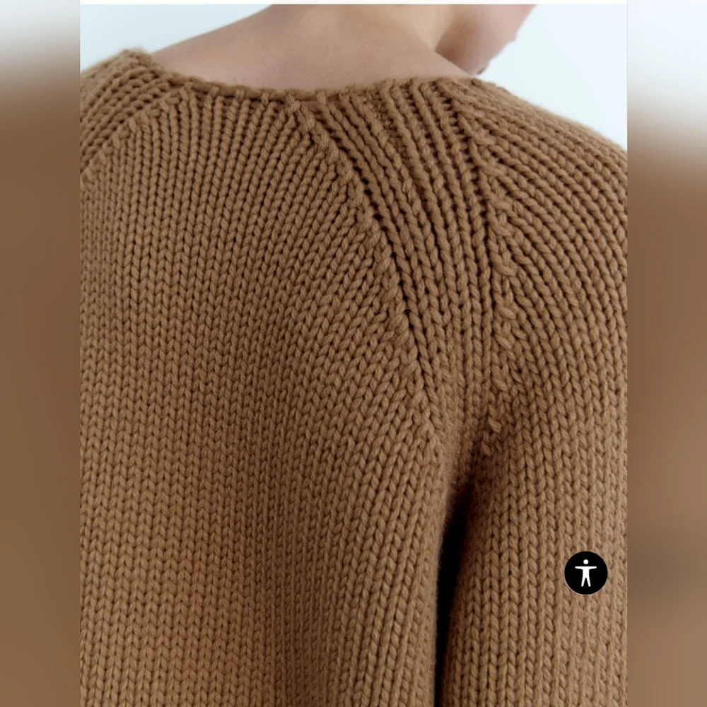 (354) NWT ZARA Oversized Knit Sweater, Size S - Picture 5 of 9